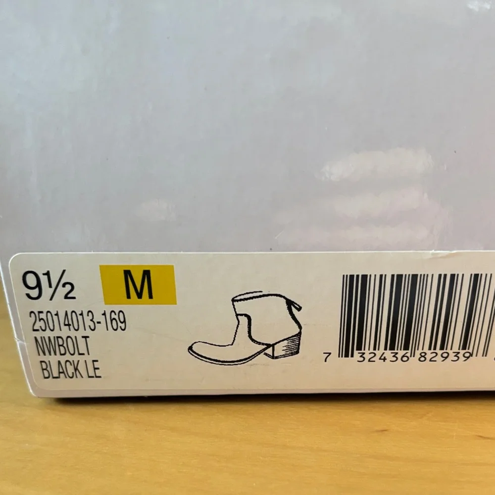 Nine West Black Ankle Booties - Picture 2 of 3